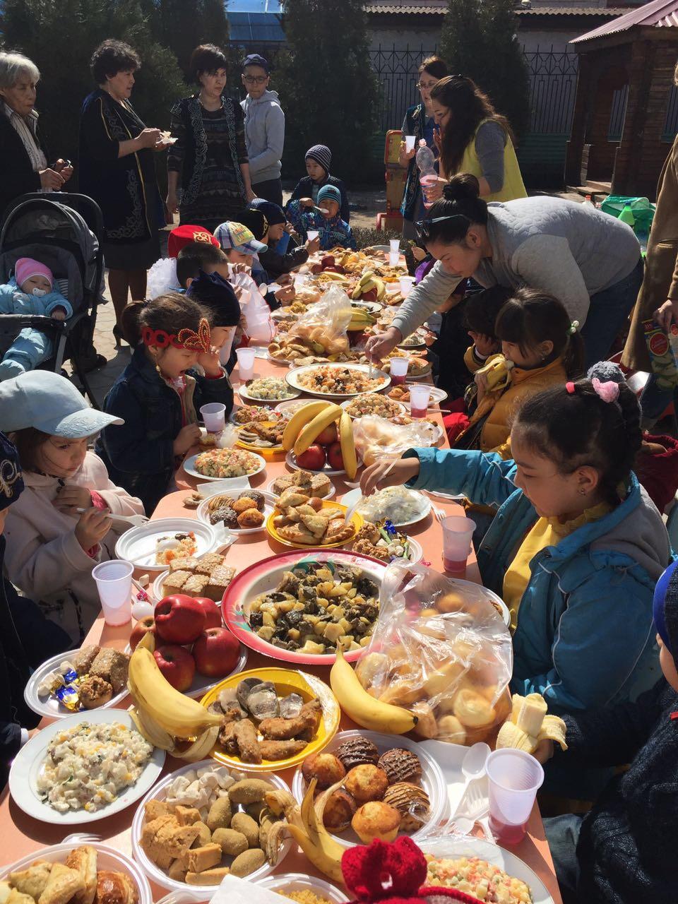 "Қош келдің, әз Наурыз" атты ертеңгілік Бүлдіршін,Балауса,Балдаурен топтары